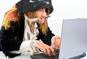 Google обвинили в недостаточной борьбе с пиратами