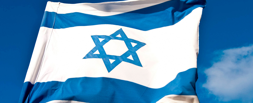 Израиль начнет следить за телефонами граждан для борьбы с распространением коронавируса