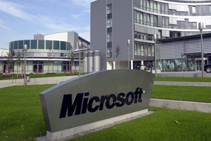 Microsoft будет сообщать о слежке со стороны властей
